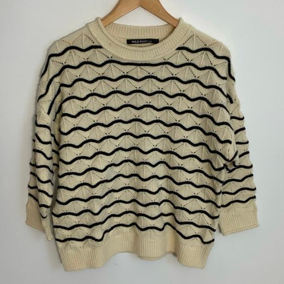 Wild Pony sweater size small - Picture 1 of 6